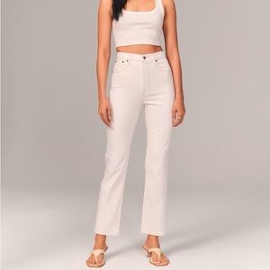 Abercrombie & Fitch Women’s Ultra High Rise Ankle Straight Jean LIKE NEW